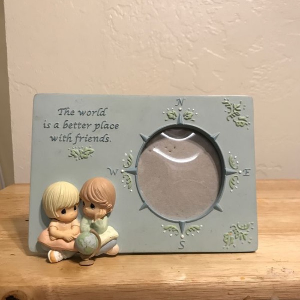 Precious Moments Picture Frame - Picture 2 of 3